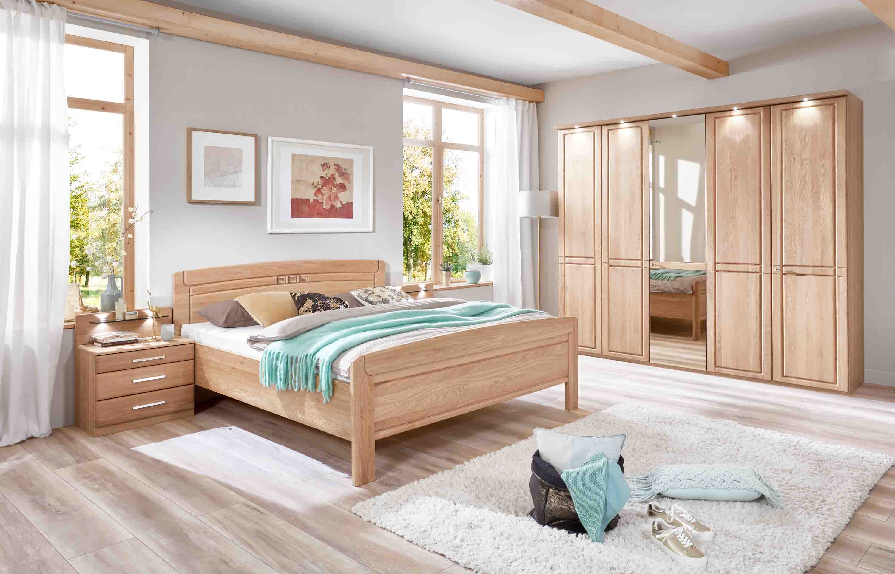 Schlafzimmer Cortina 2 Eiche teilmassiv kaufen online Massiva | Wiemann-günstig